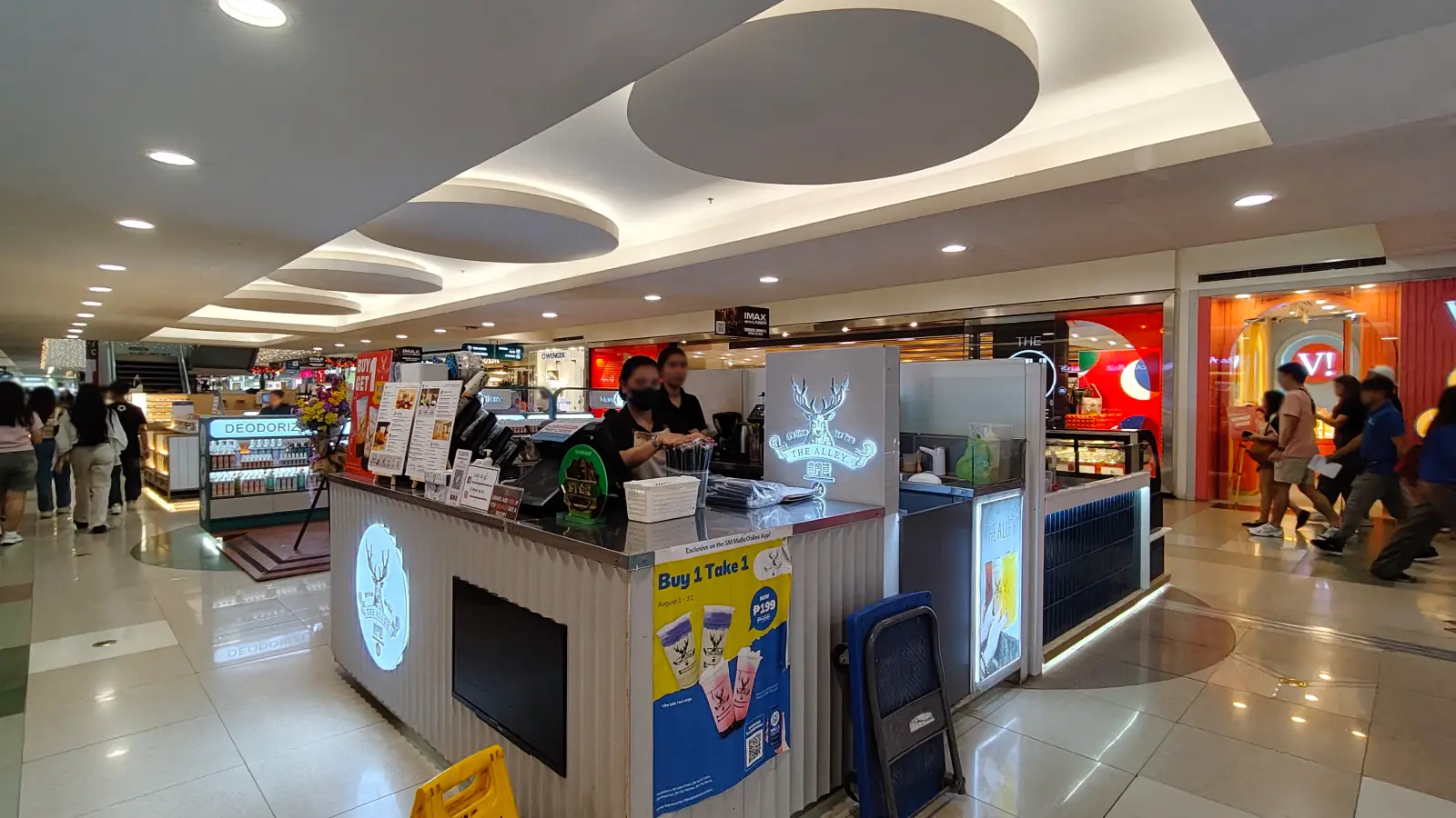 THE ALLEY in SM City North EDSA